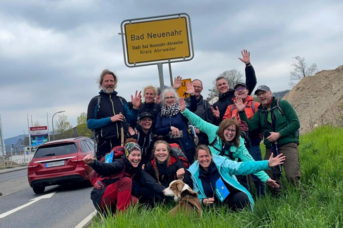 Ahrtal-Wanderer erreichen ihr Ziel mit 7000 Euro im Gepäck