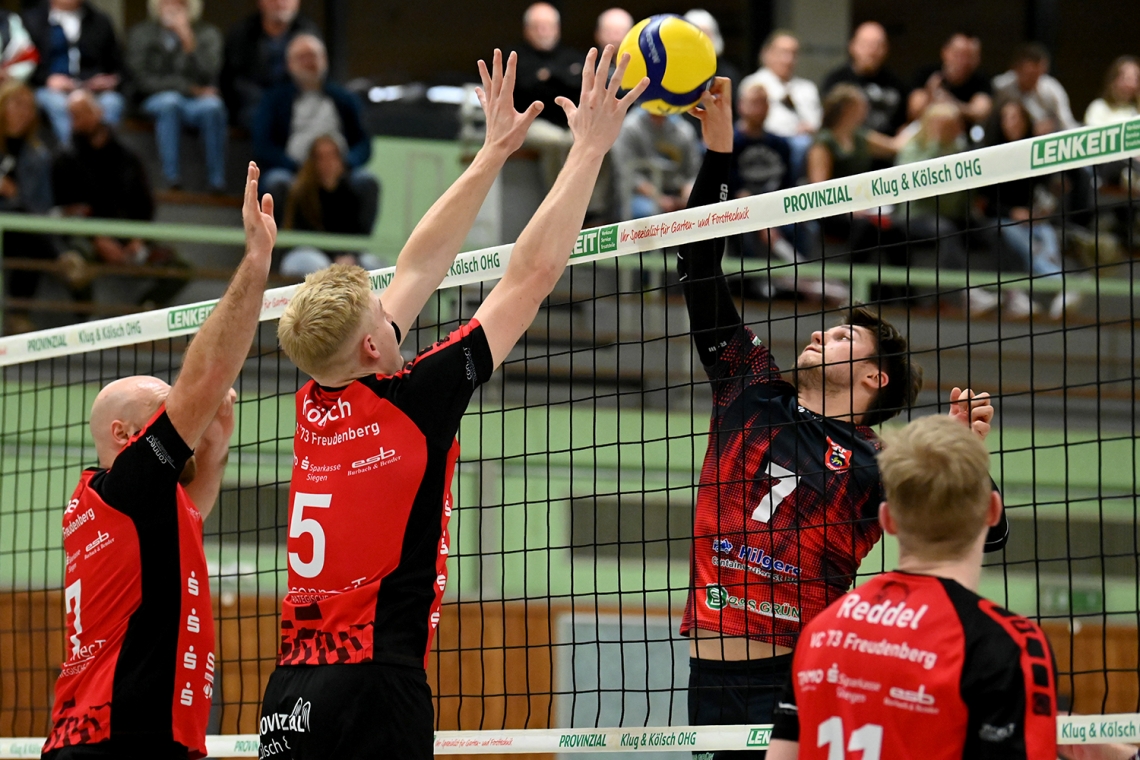 VC-Volleyballer nach drittem Sieg in viertem Spiel auf Erfolgskurs