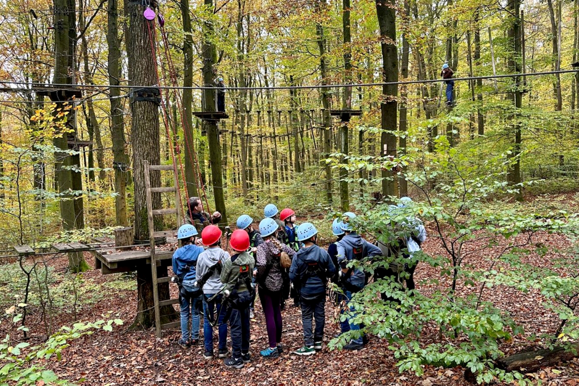 Bewegungsreicher Ferientag im Kletterwald am Trulich