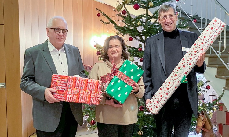 Rotary Club beschert Kindern und Jugendlichen weihnachtliche Freude