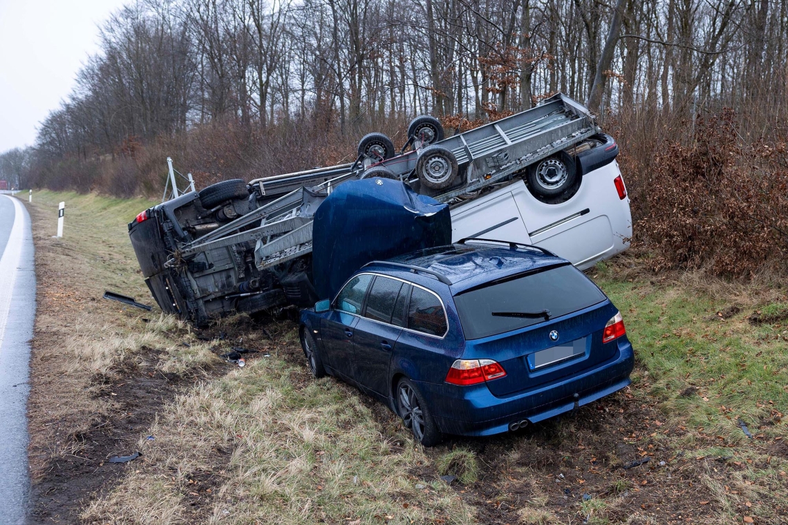 Jede Menge Blechschaden auf der Autobahn bei Lindenberg