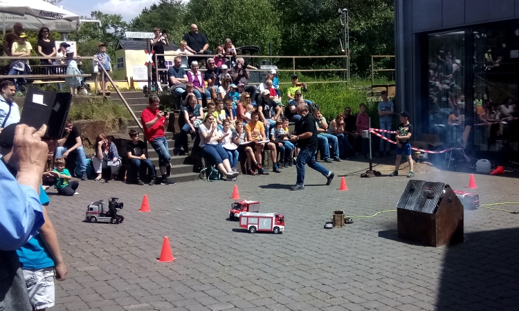 Modelltrucks drehen wieder ihre Runden im Technikmuseum