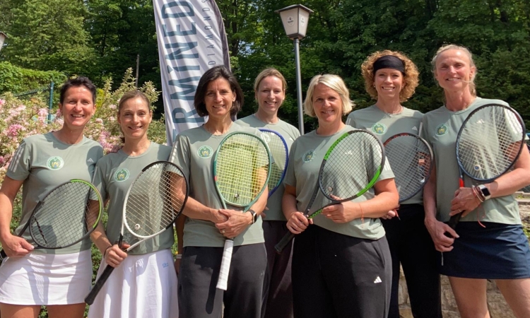 Tennis-Damen 40 zahlen viel Lehrgeld zum Regionalliga-Auftakt