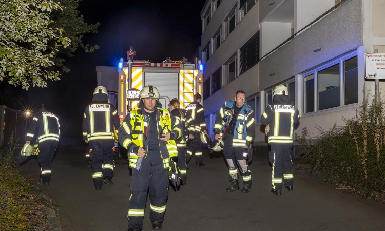 Feuerwehr findet 73-Jährigen tot in seiner Wohnung vor
