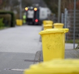 Kein Glückstag für 67-Jährigen: Auto in Alchen zu Schrott gefahren