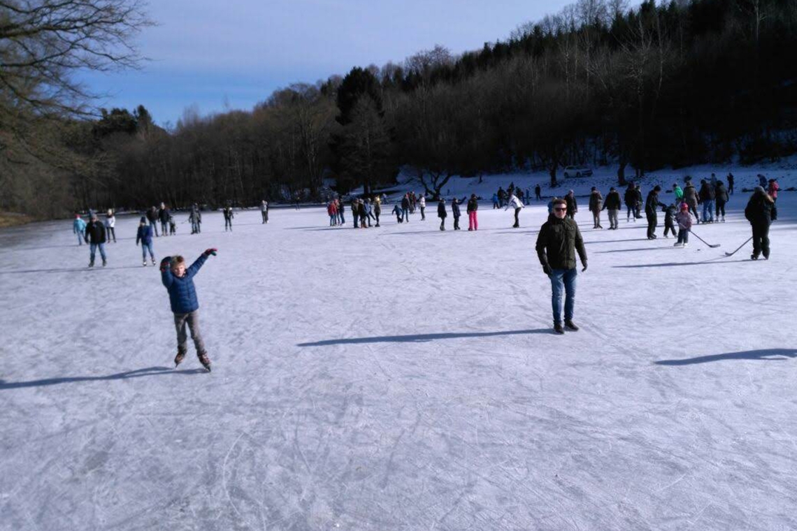 Stadt warnt: Das Betreten von Eisflächen ist lebensgefährlich