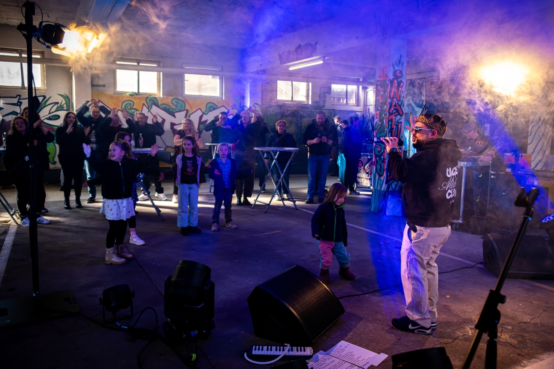 Kunst vor dem Abriss: Abschied und Neubeginn am Feuerwehrhaus