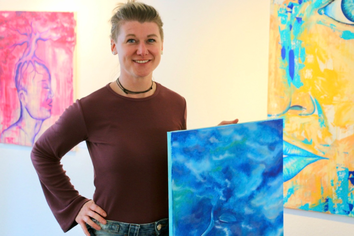 Juli Nickmann nimmt Besucher mit auf „emotionale Reisen“