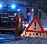 Von der Sonne geblendet: Pkw kollidiert mit Fahrrad