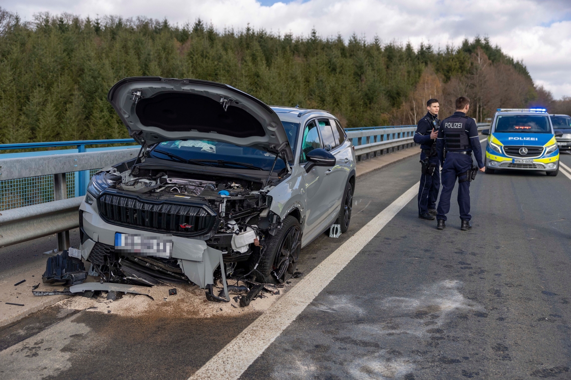54-jähriger Skoda-Fahrer auf der Peimbachtalbrücke verletzt