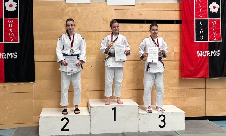 TV-Judokas beim Nibelungen-Turnier: Paula Nassauer Dritte