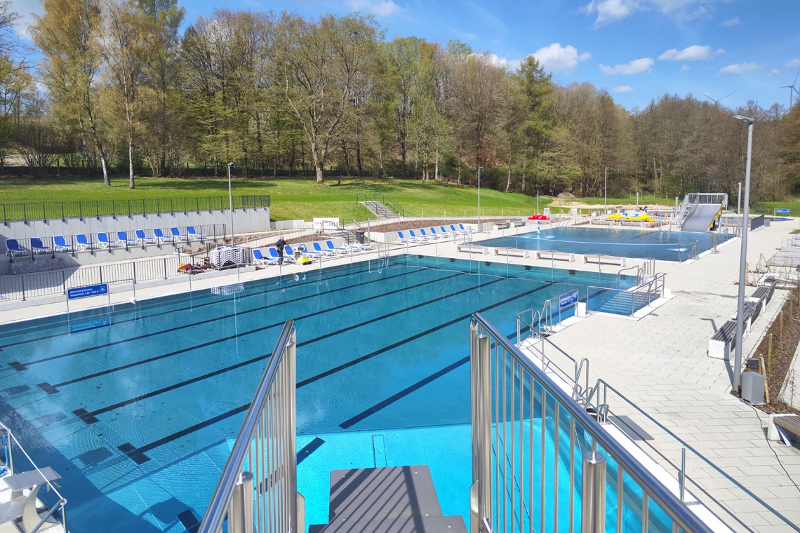 Frühschwimmen im Freibad jeden Dienstag und Freitag ab 7 Uhr