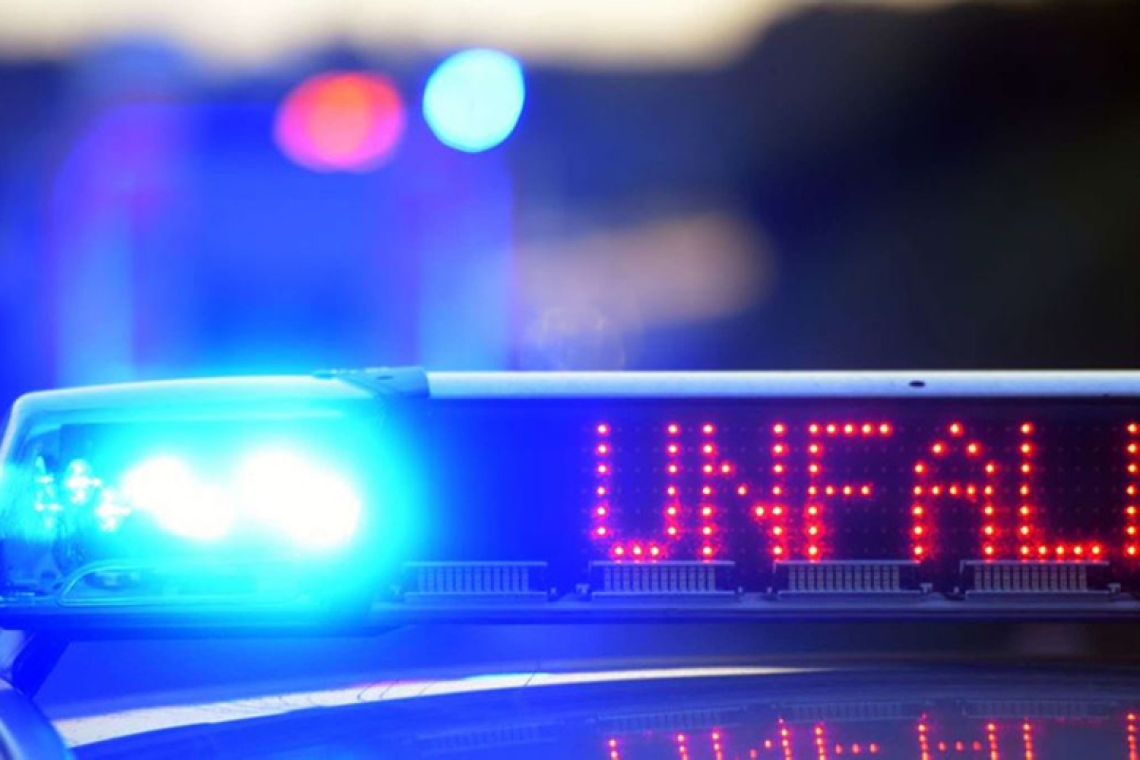 Kind kollidiert im Hammerweg mit Klein-Lkw - Polizei sucht Zeugen