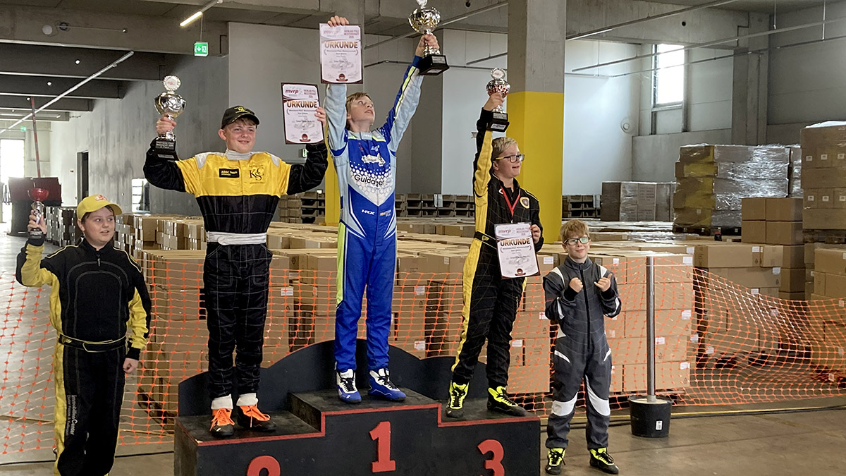 Noah Siebel-Späth belegte in der Klasse K2 den zweiten Platz und qualifizierte sich damit für die deutschen Meisterschaften.