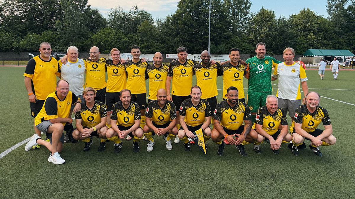 Die Traditionsmannschaft von Borussia Dortmund kommt am 17. Juli kommenden Jahres nach Freudenberg.